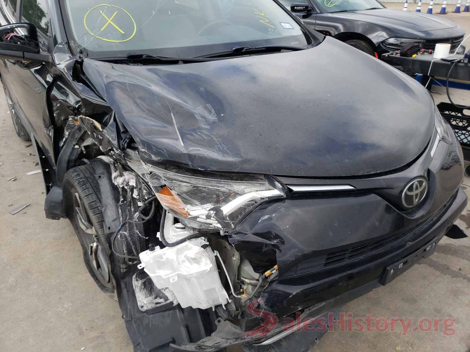 2T3WFREV4JW456095 2018 TOYOTA RAV4