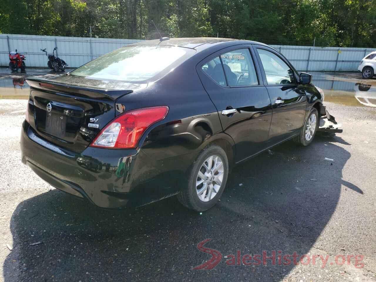 3N1CN7AP2JL817092 2018 NISSAN VERSA