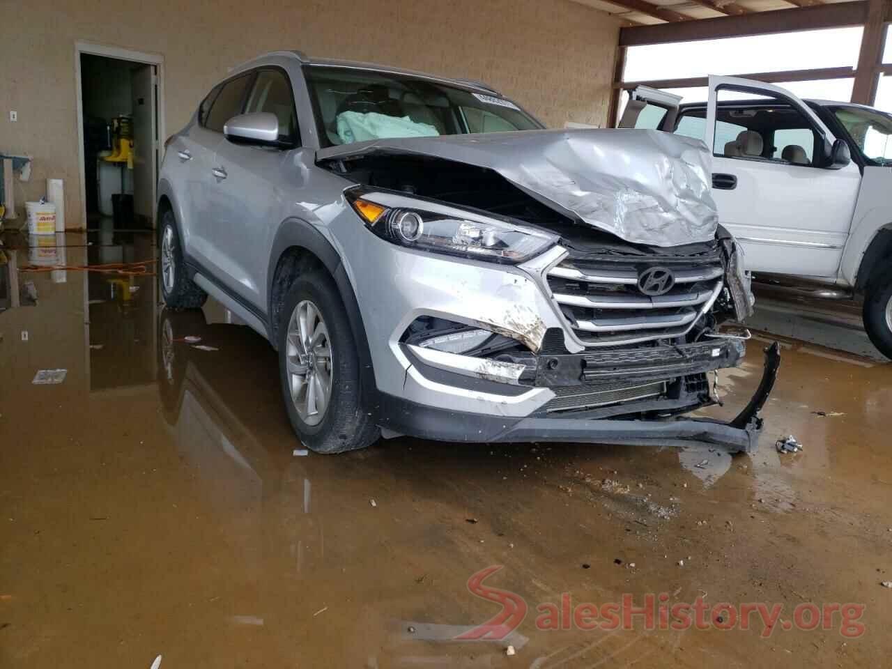 KM8J3CA48JU680296 2018 HYUNDAI TUCSON