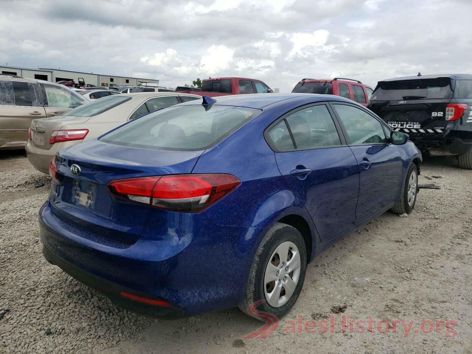 3KPFK4A77HE056138 2017 KIA FORTE