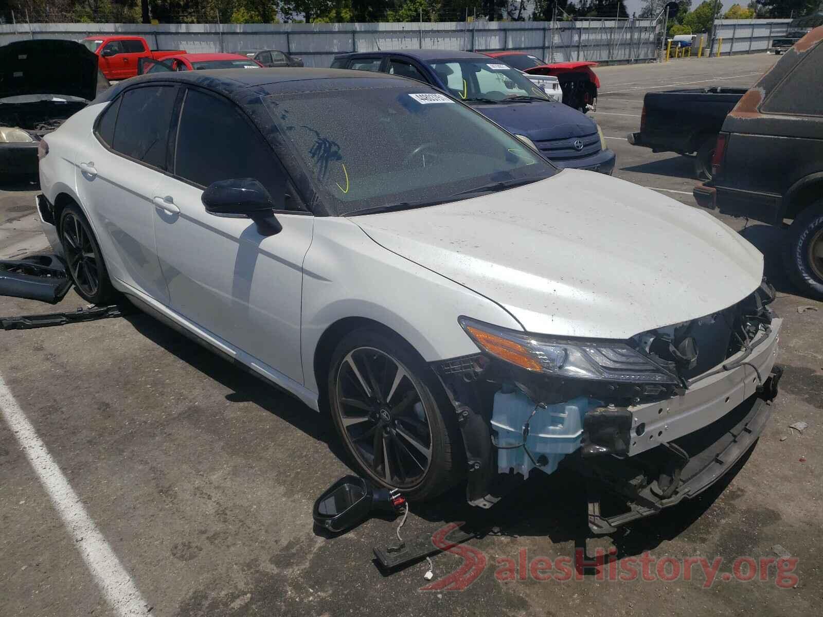 4T1B61HK2KU235932 2019 TOYOTA CAMRY