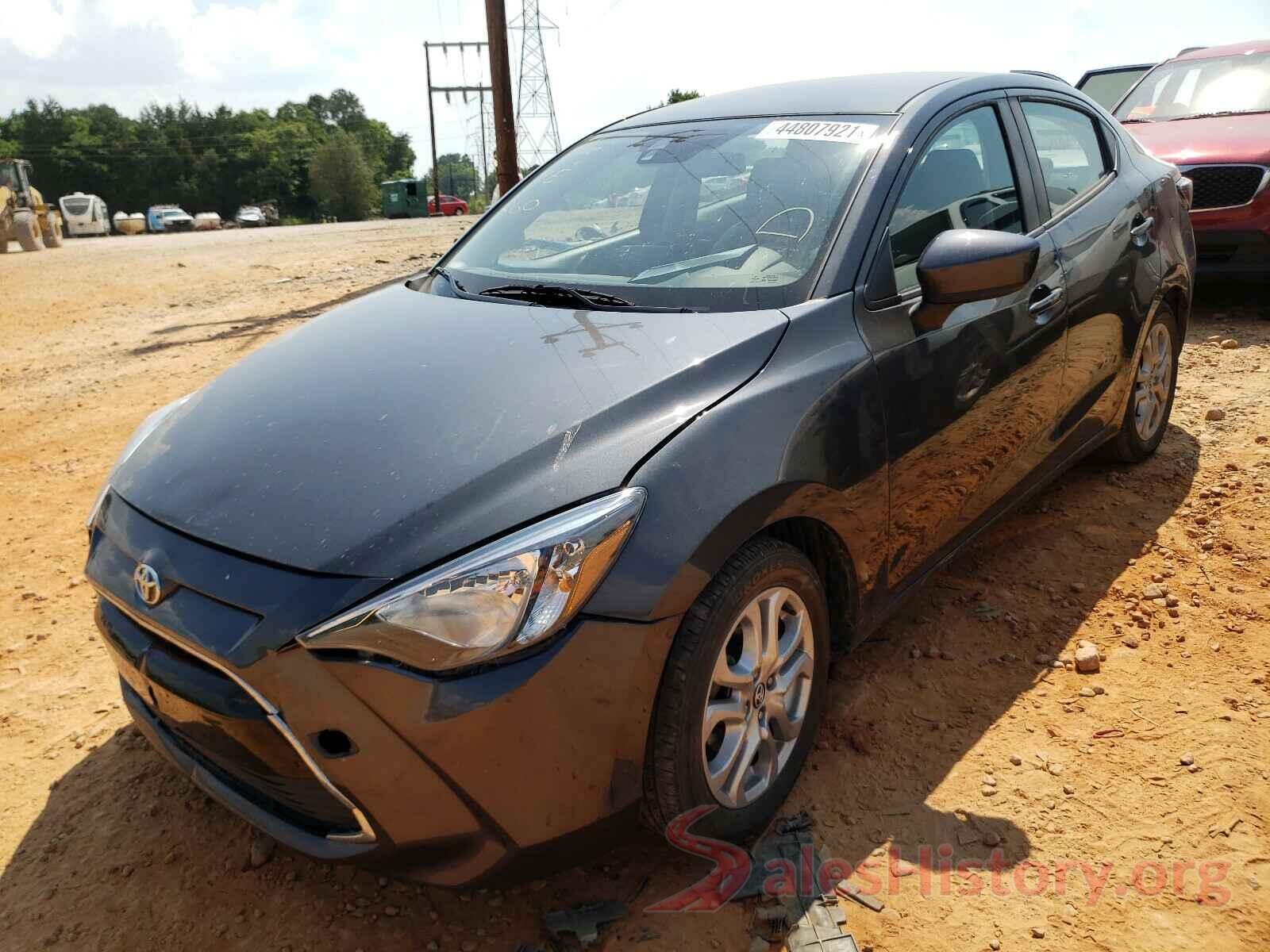 3MYDLBYV5HY181345 2017 TOYOTA YARIS