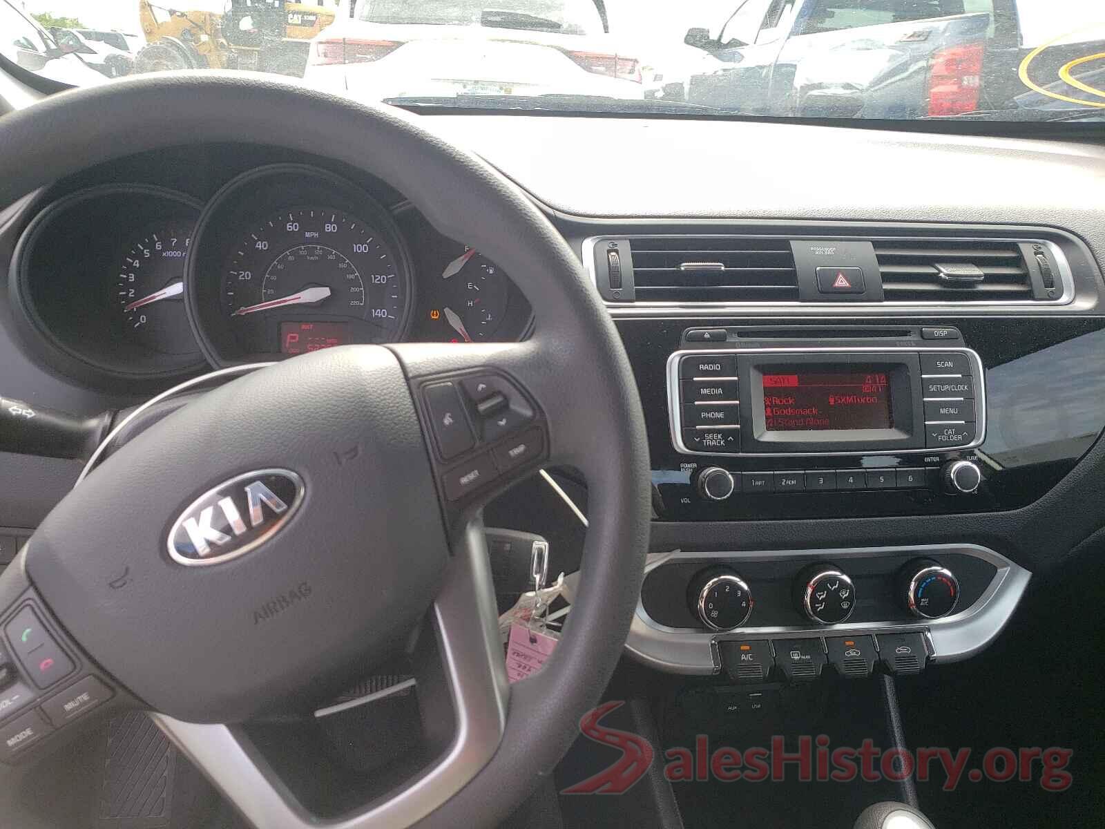 KNADM4A33H6057255 2017 KIA RIO