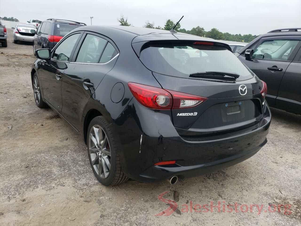 3MZBN1L37JM260882 2018 MAZDA 3