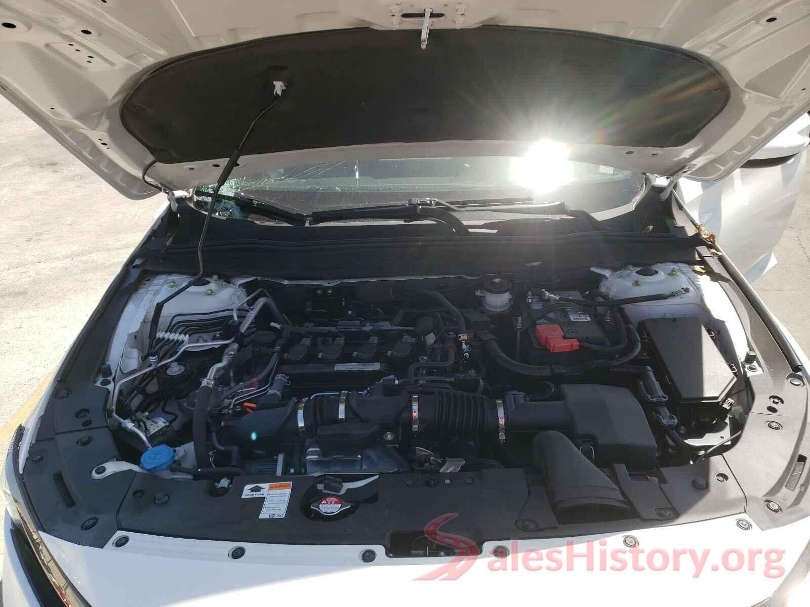 1HGCV1F32JA137248 2018 HONDA ACCORD