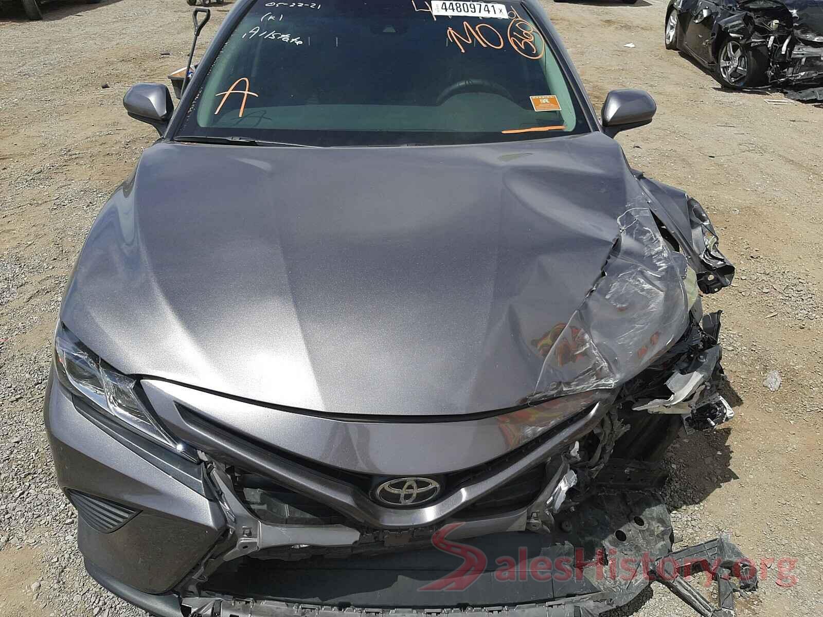 4T1B11HK3JU534892 2018 TOYOTA CAMRY