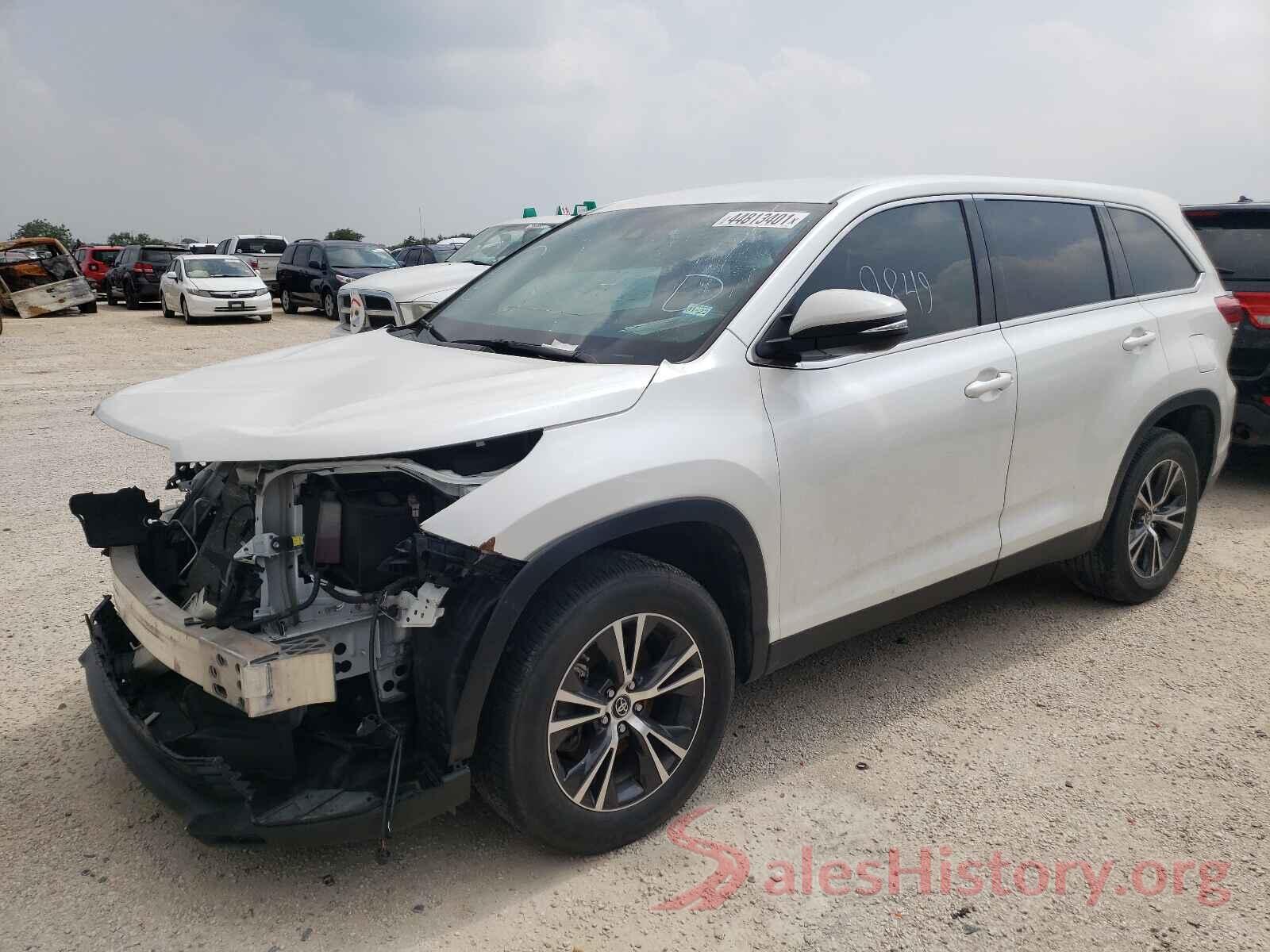 5TDZARFH8KS045662 2019 TOYOTA HIGHLANDER