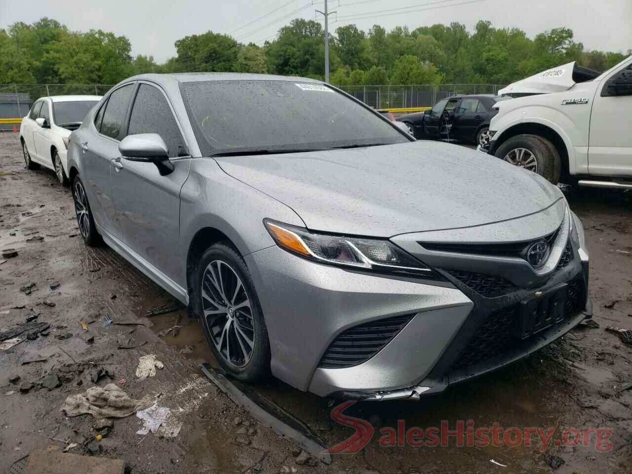 4T1B11HK2KU765686 2019 TOYOTA CAMRY