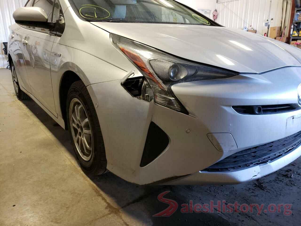 JTDKARFU5J3057105 2018 TOYOTA PRIUS