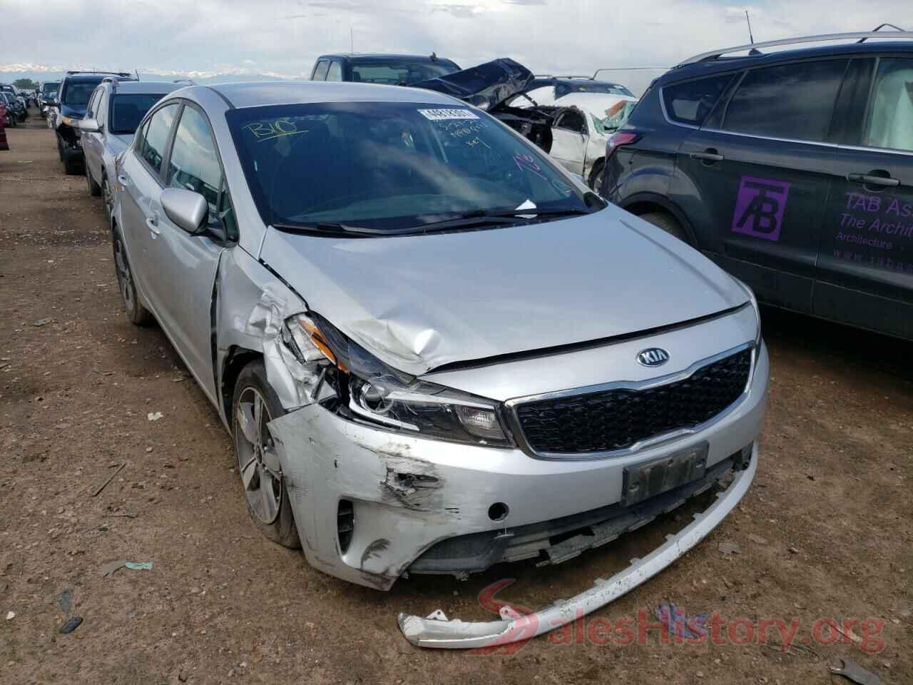 3KPFL4A79JE166613 2018 KIA FORTE