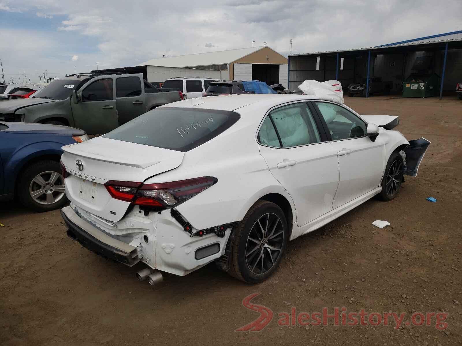 4T1G11AKXMU542282 2021 TOYOTA CAMRY