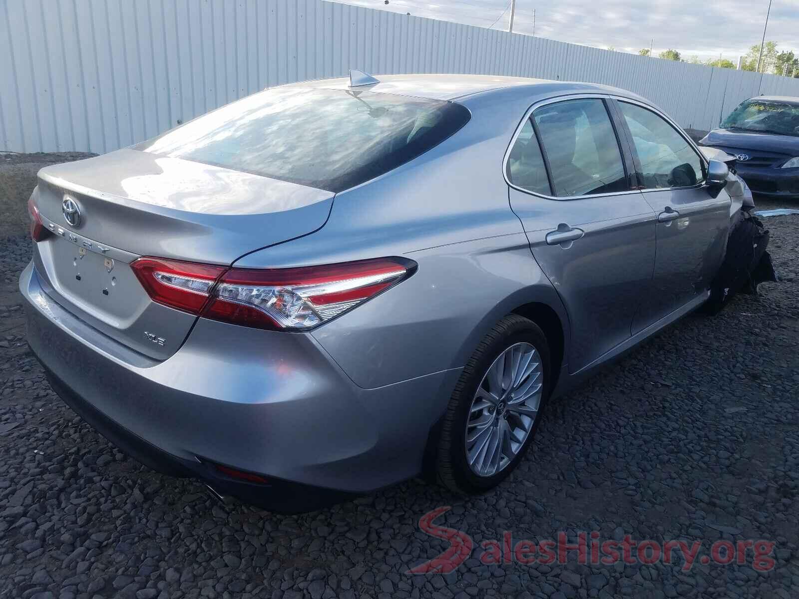 4T1B11HK0KU700318 2019 TOYOTA CAMRY