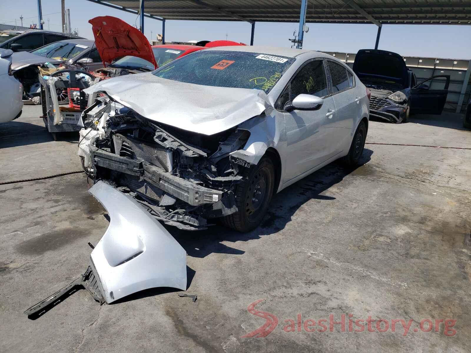 3KPFK4A75JE192614 2018 KIA FORTE