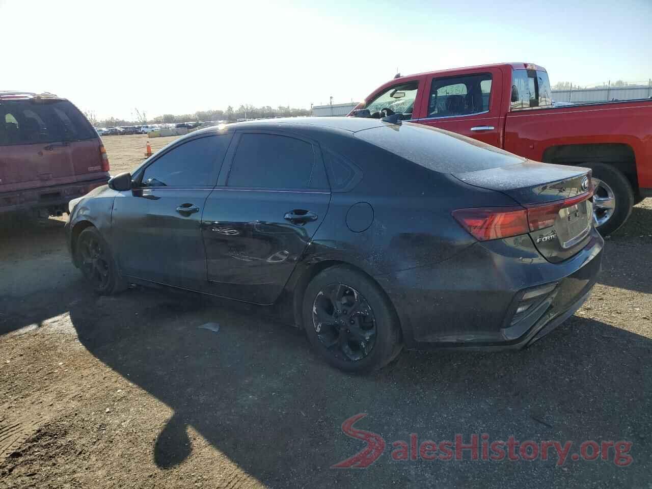 3KPF24AD4KE133318 2019 KIA FORTE