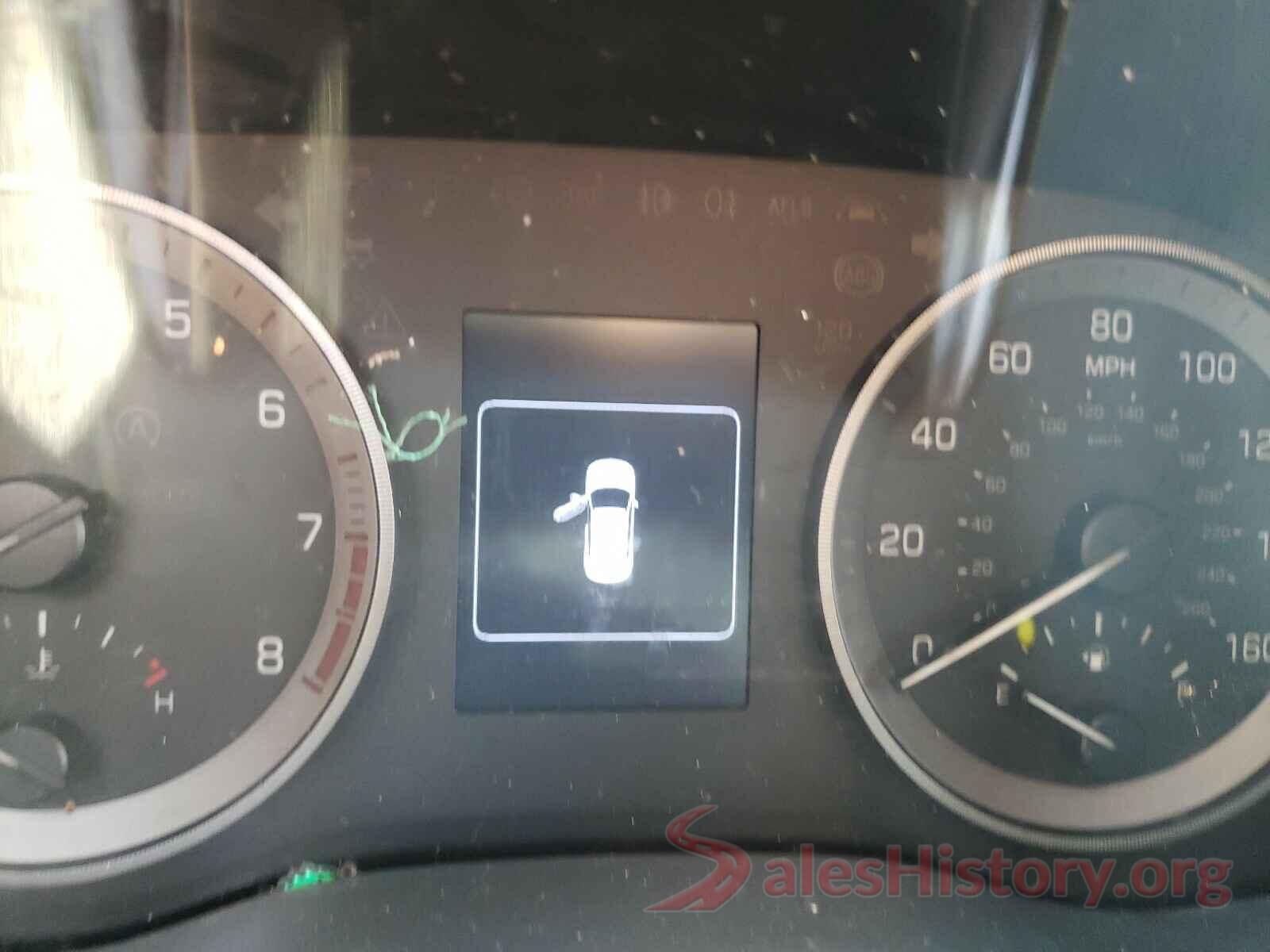 KM8J2CA45JU700300 2018 HYUNDAI TUCSON