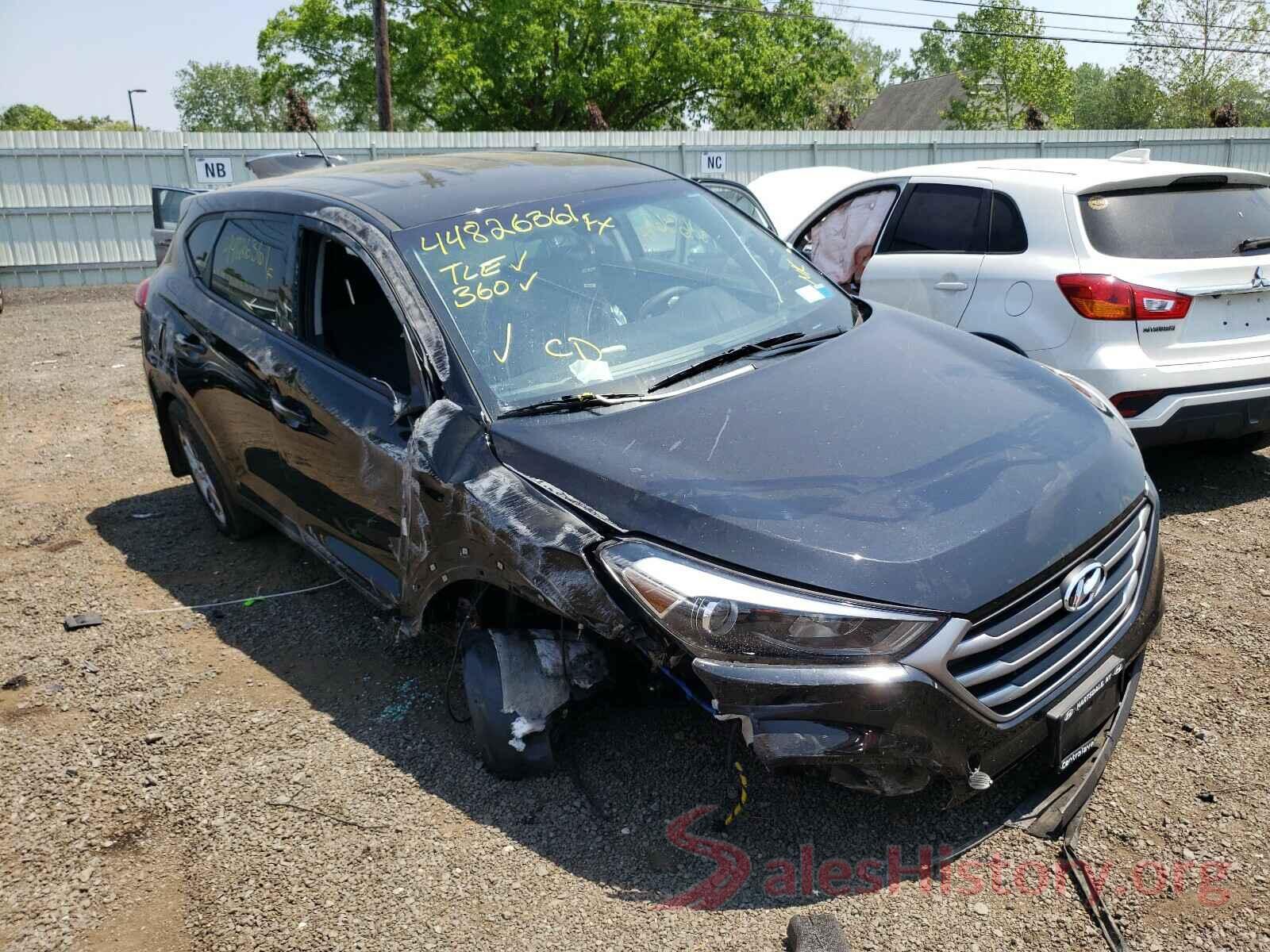 KM8J2CA45JU700300 2018 HYUNDAI TUCSON