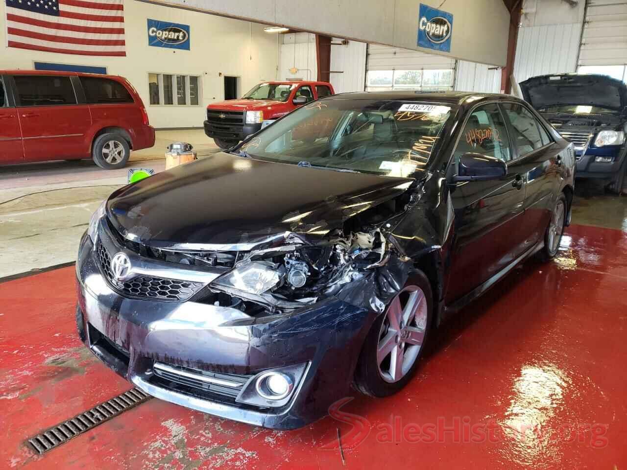 4T1BF1FK3EU457693 2014 TOYOTA CAMRY