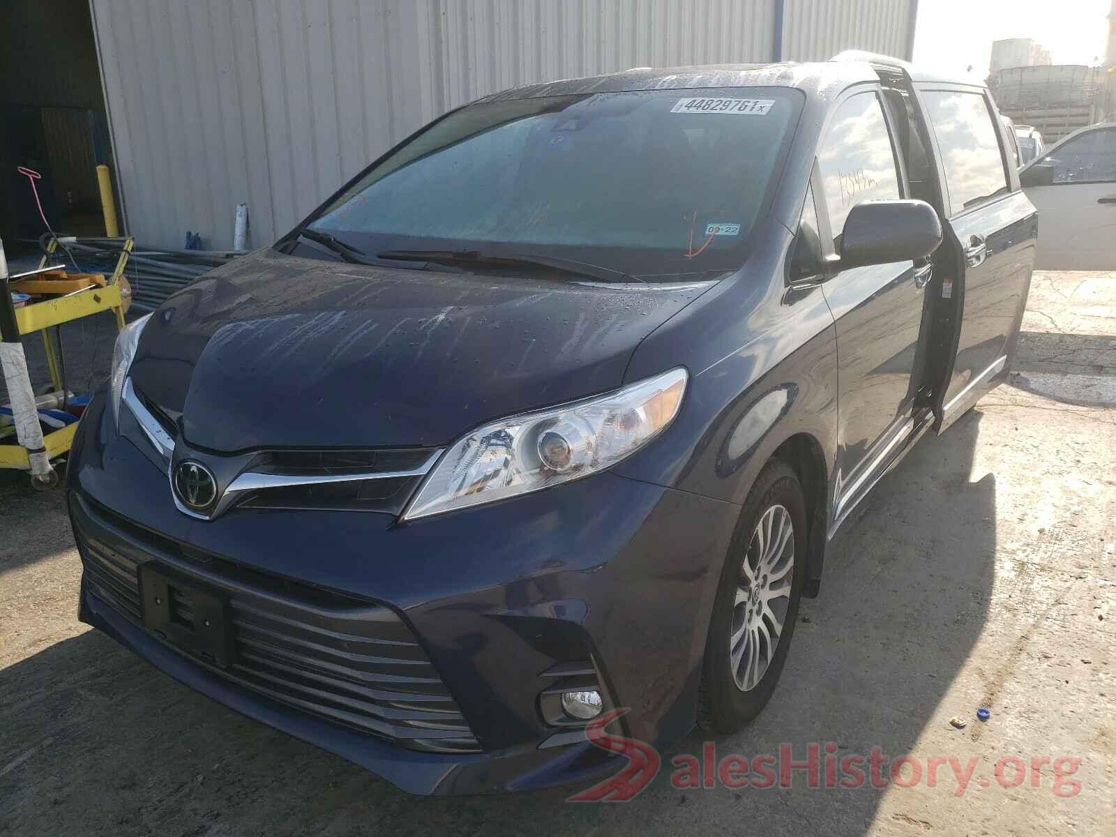 5TDYZ3DC8LS076386 2020 TOYOTA SIENNA