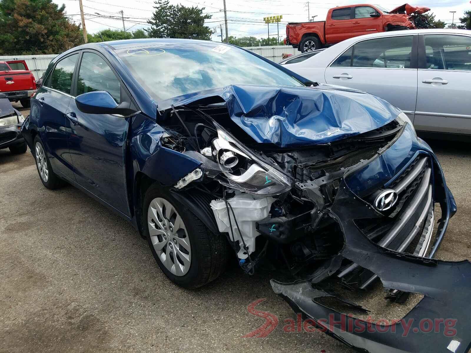 KMHD35LHXGU276353 2016 HYUNDAI ELANTRA