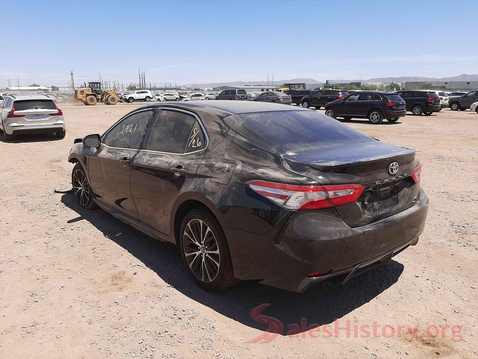 JTNB11HK1J3000182 2018 TOYOTA CAMRY