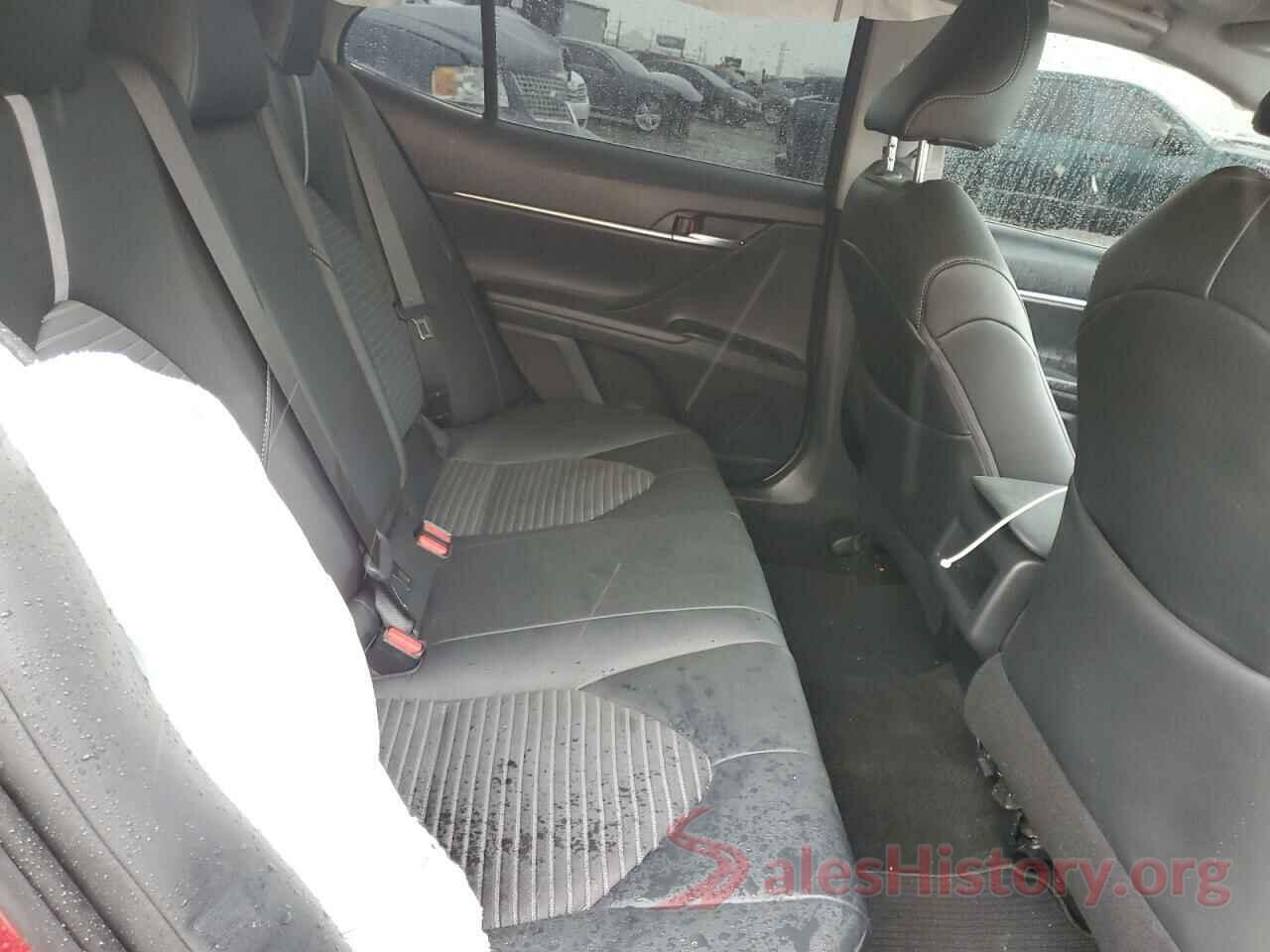 4T1B11HK1JU533451 2018 TOYOTA CAMRY