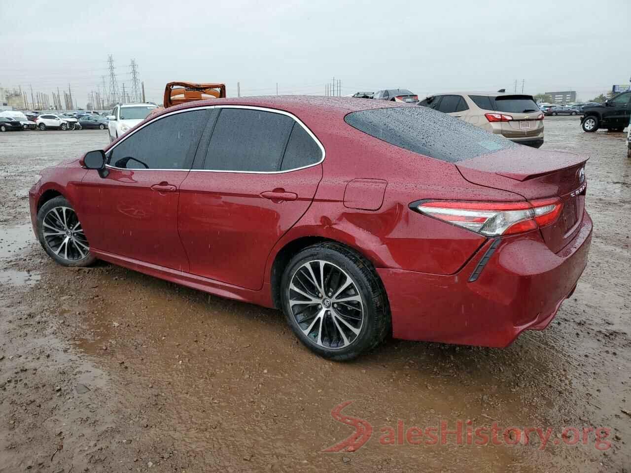 4T1B11HK1JU533451 2018 TOYOTA CAMRY