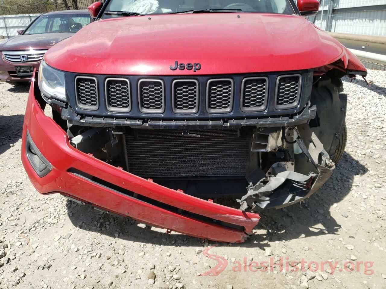 3C4NJDCB2KT744065 2019 JEEP COMPASS