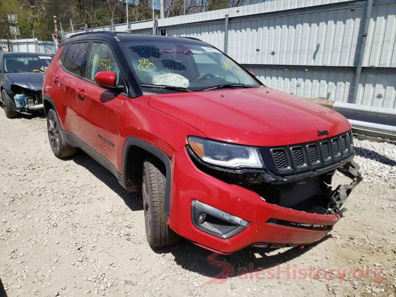 3C4NJDCB2KT744065 2019 JEEP COMPASS