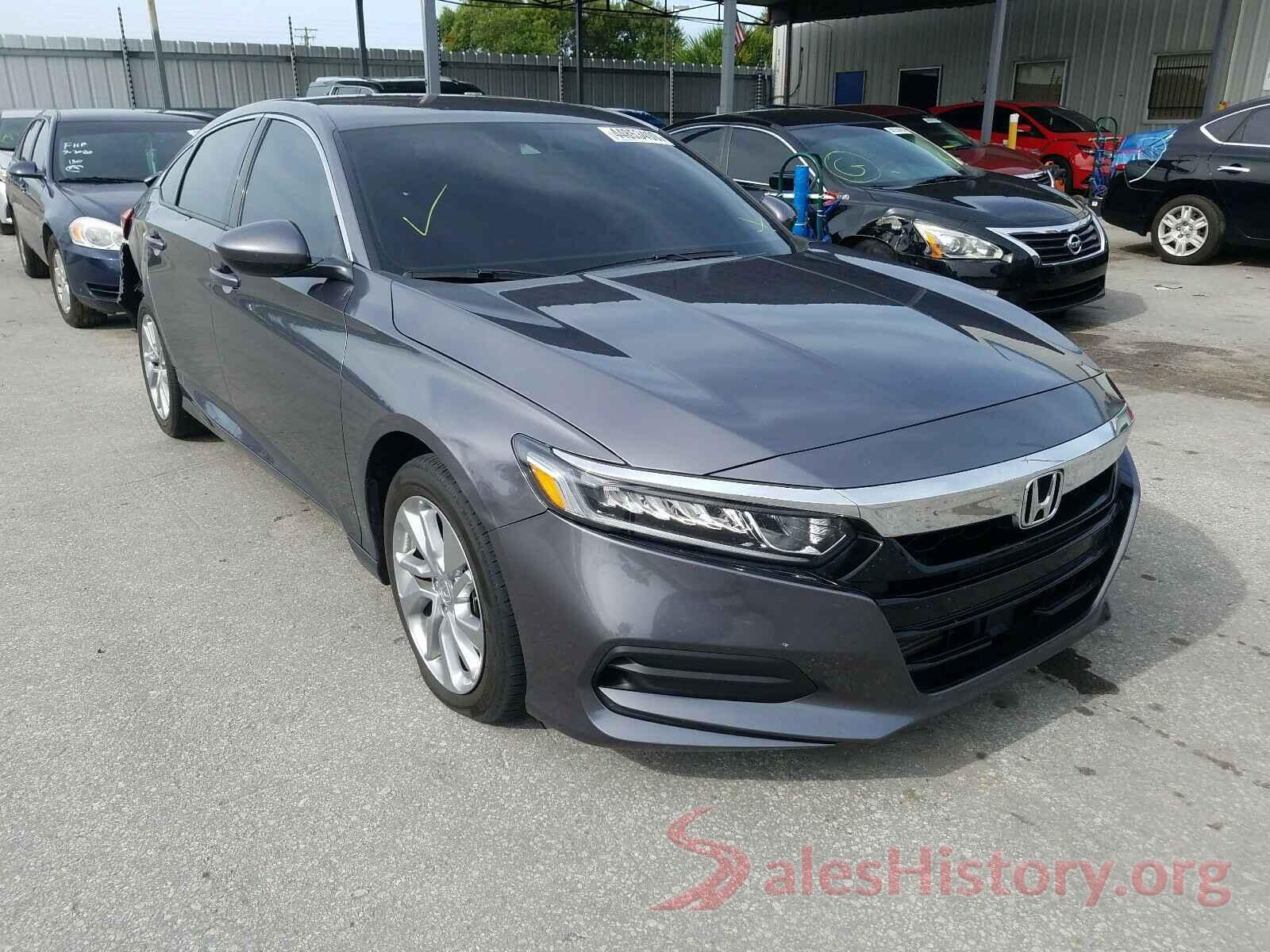 1HGCV1F13JA173867 2018 HONDA ACCORD