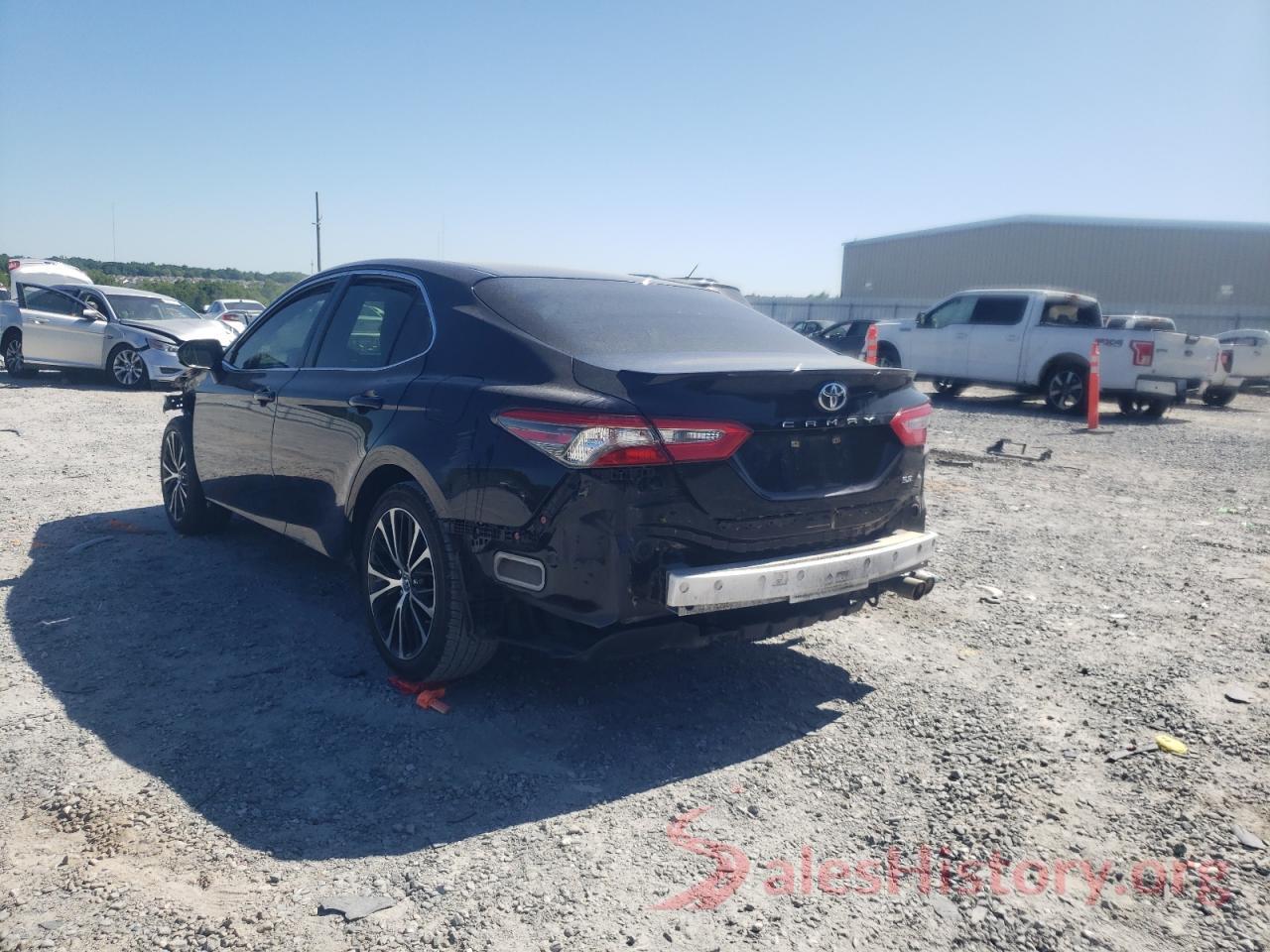 JTNB11HK9J3051882 2018 TOYOTA CAMRY