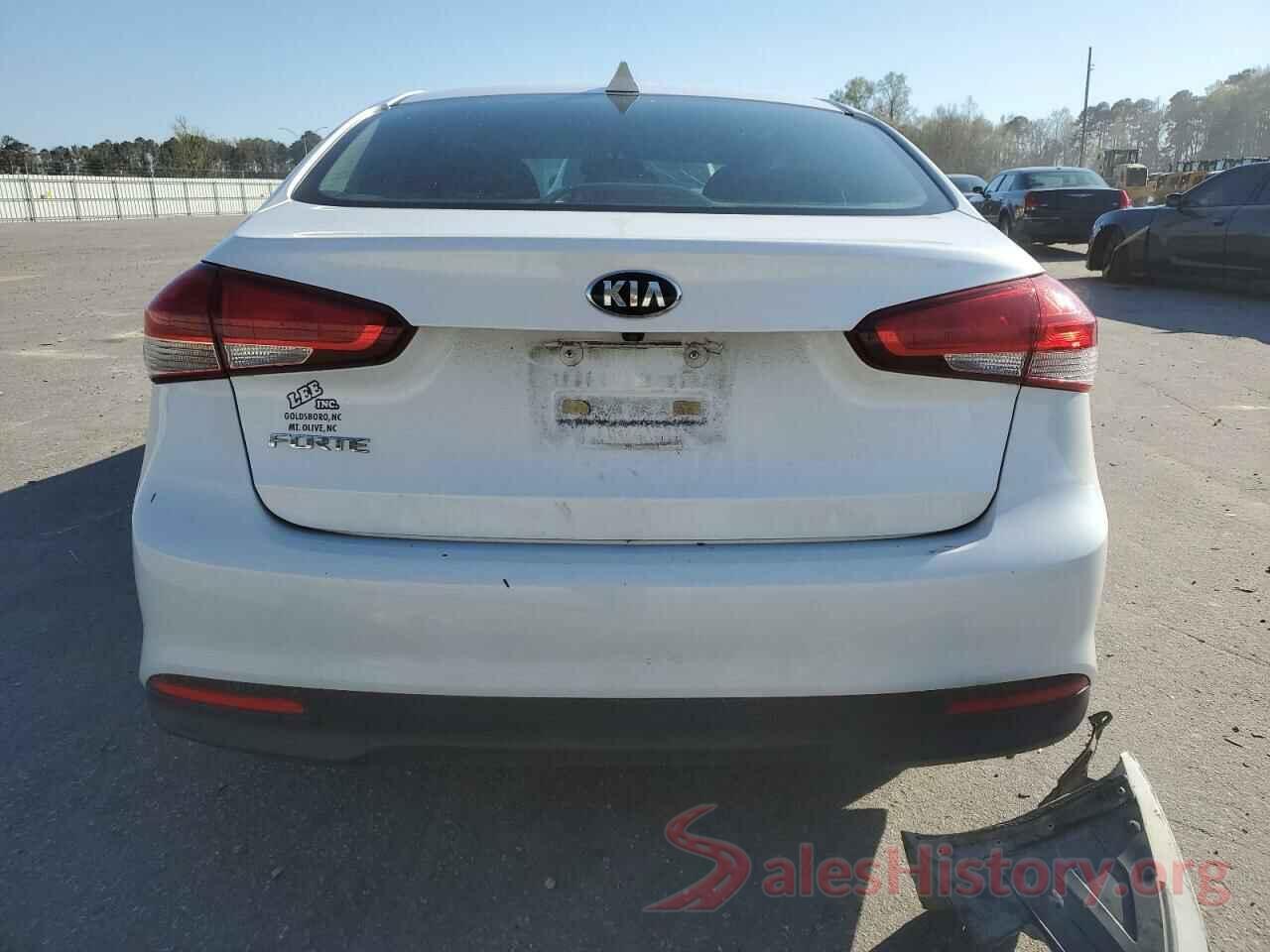 3KPFL4A72JE190574 2018 KIA FORTE