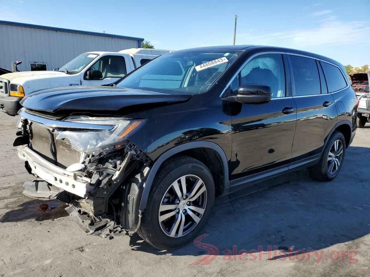 5FNYF5H88JB008729 2018 HONDA PILOT