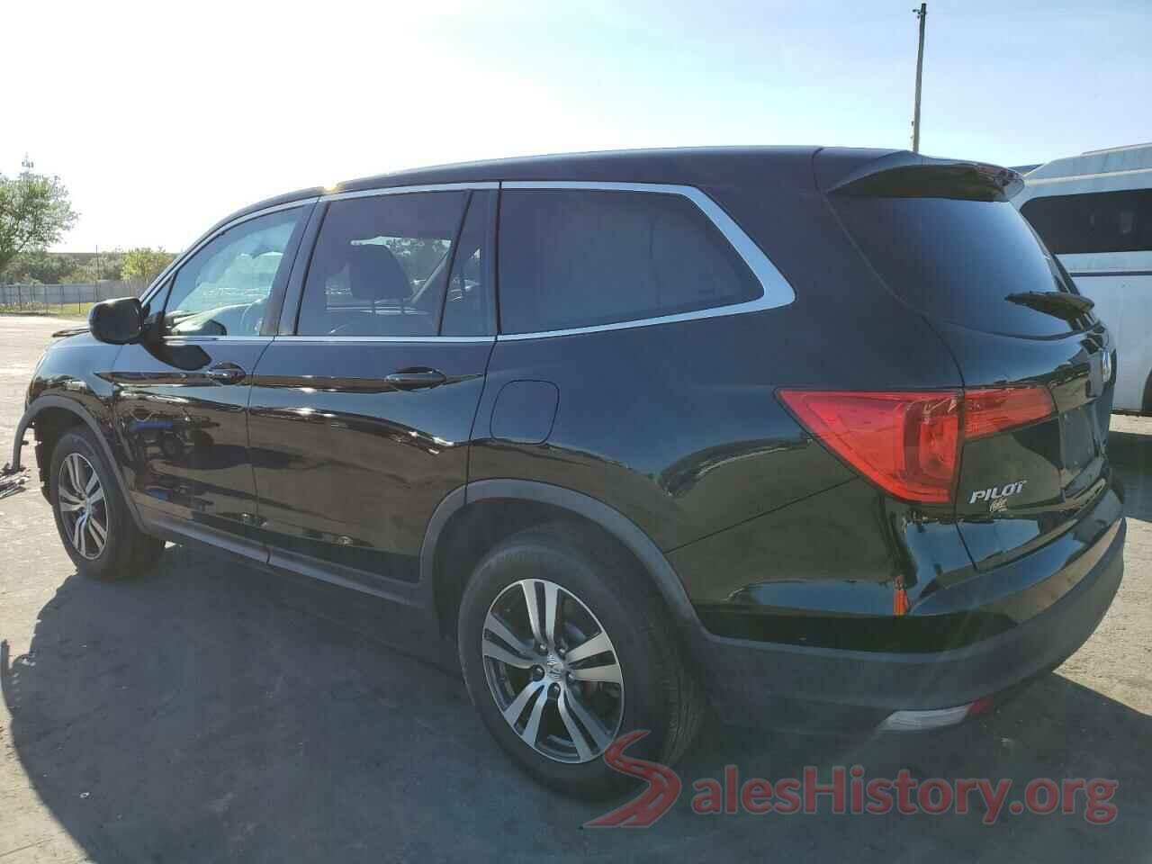 5FNYF5H88JB008729 2018 HONDA PILOT