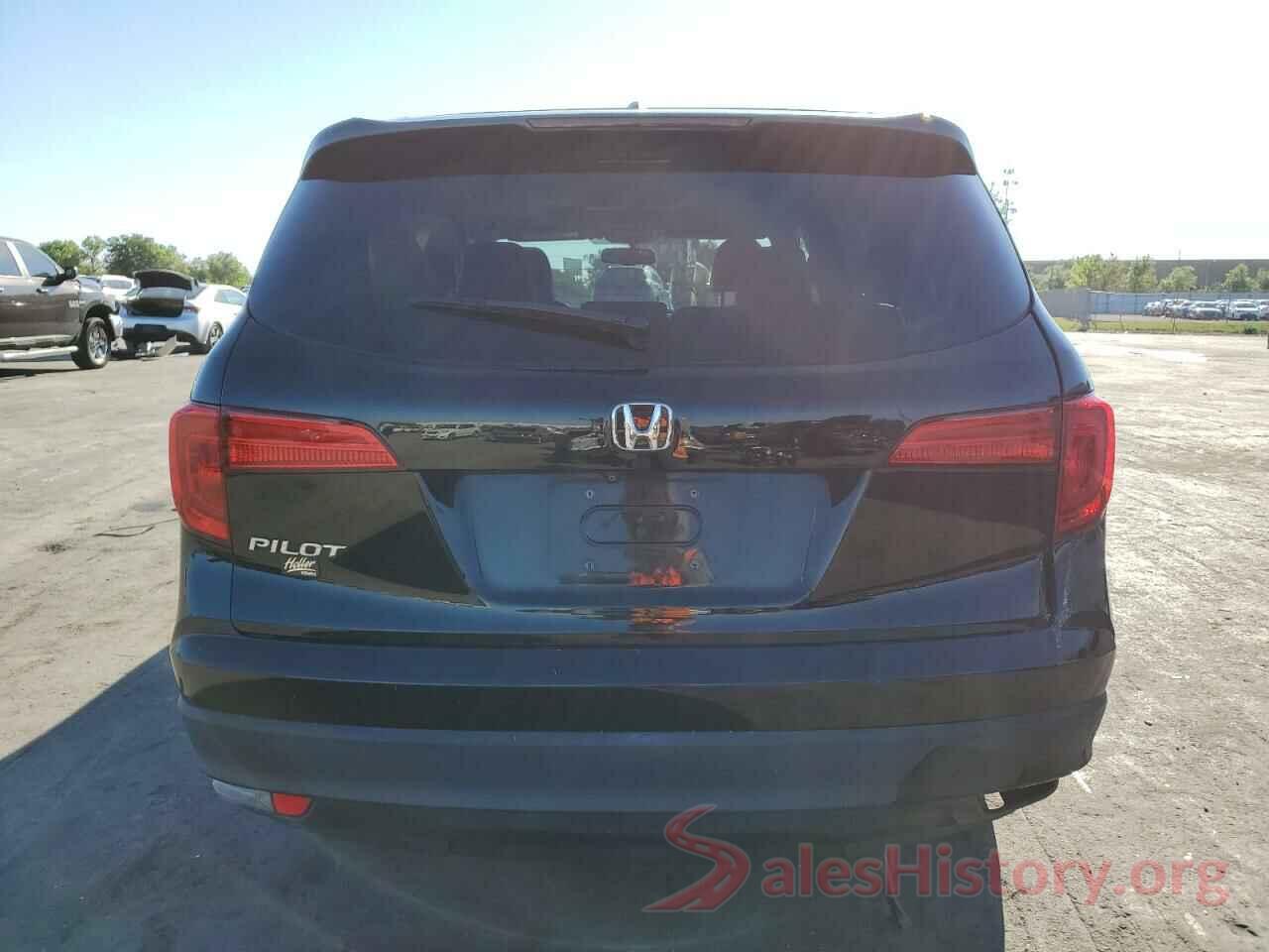 5FNYF5H88JB008729 2018 HONDA PILOT