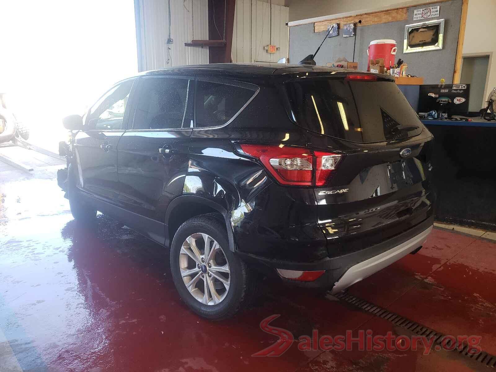 1FMCU9GD2KUA14374 2019 FORD ESCAPE