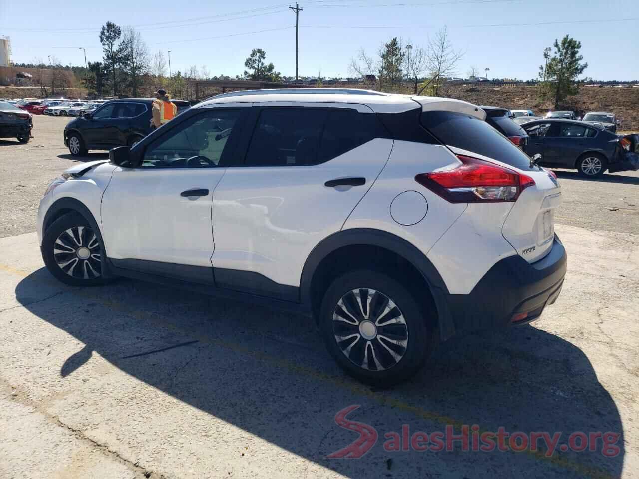 3N1CP5CU2JL513262 2018 NISSAN KICKS