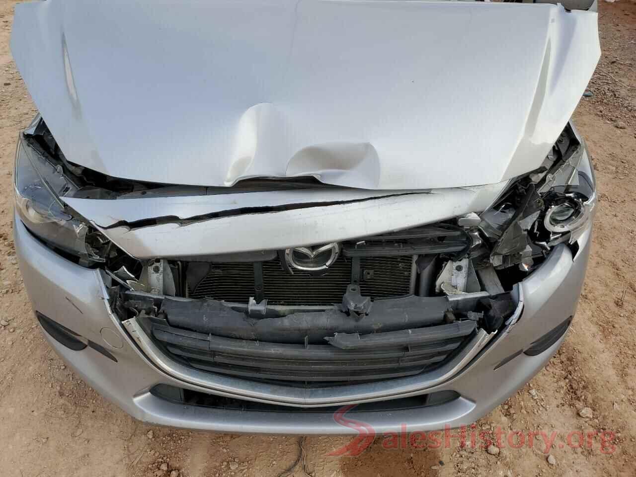 3MZBN1L35JM181081 2018 MAZDA 3