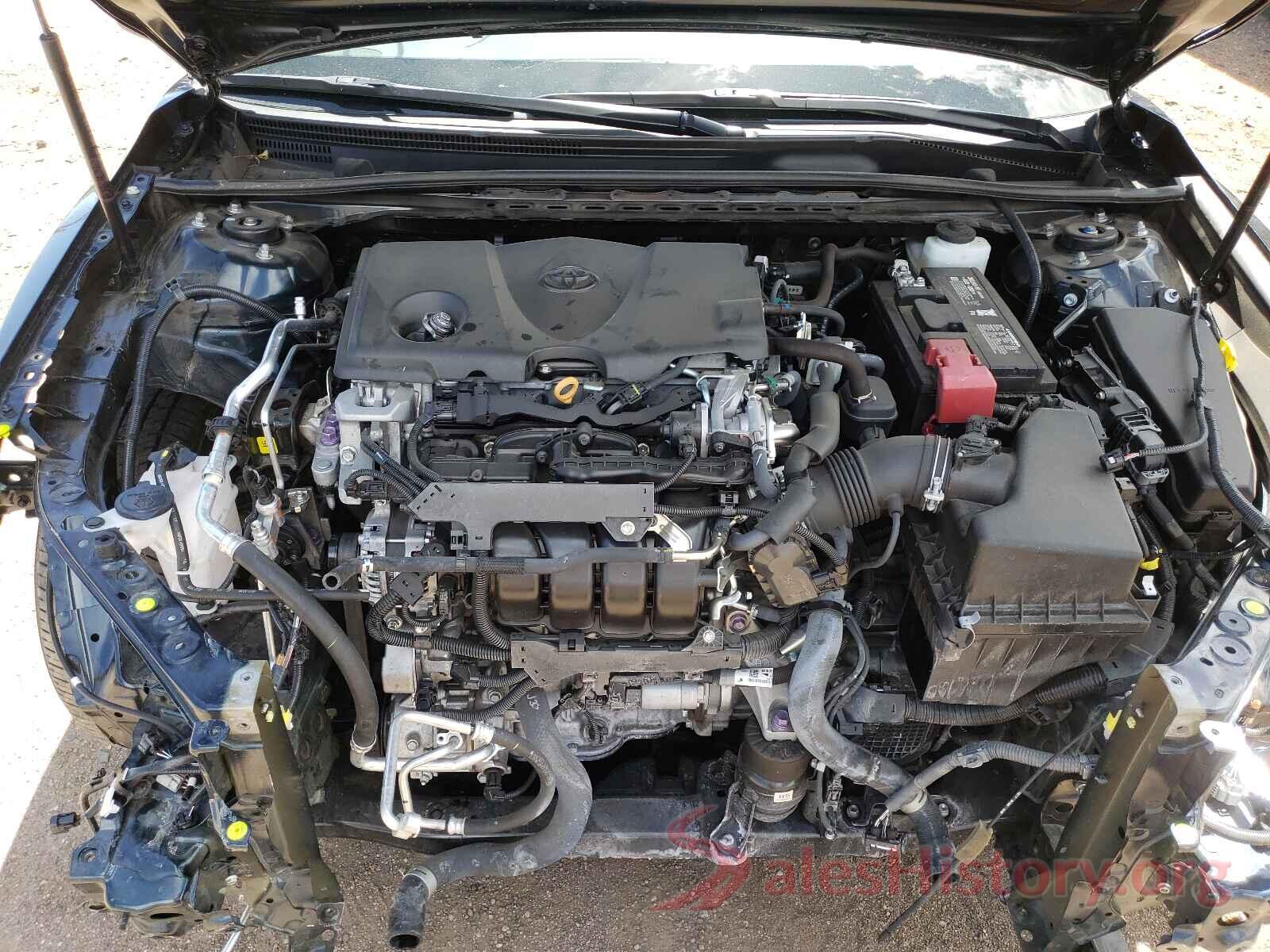 4T1B11HK0JU512963 2018 TOYOTA CAMRY