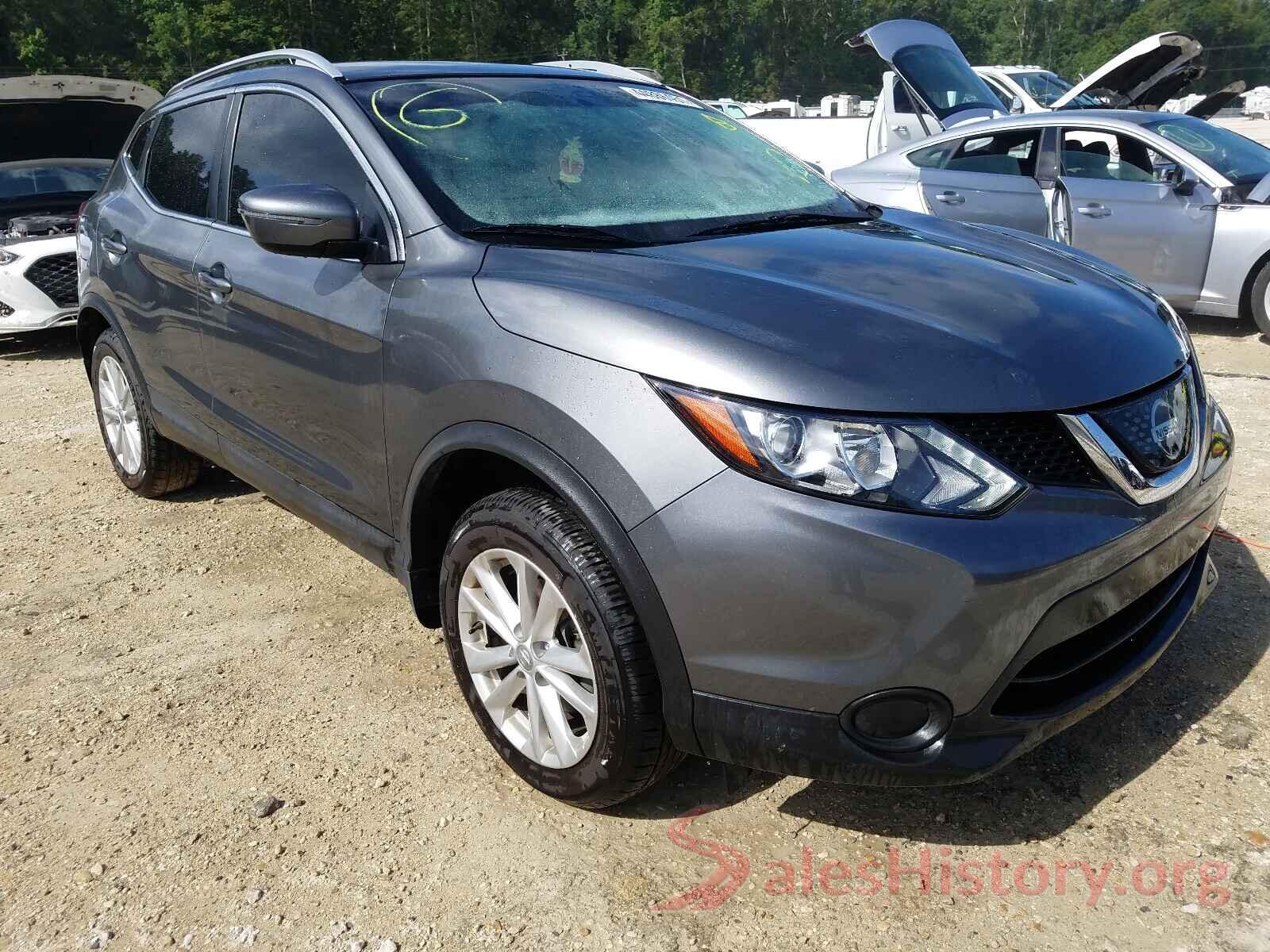 JN1BJ1CP7JW161208 2018 NISSAN ROGUE