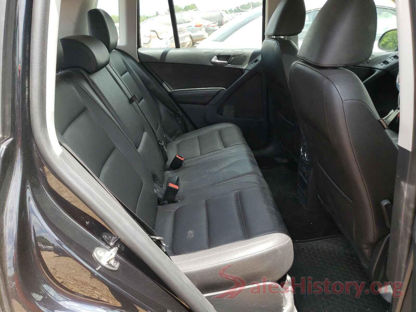 WVGAV7AX0HK031481 2017 VOLKSWAGEN TIGUAN