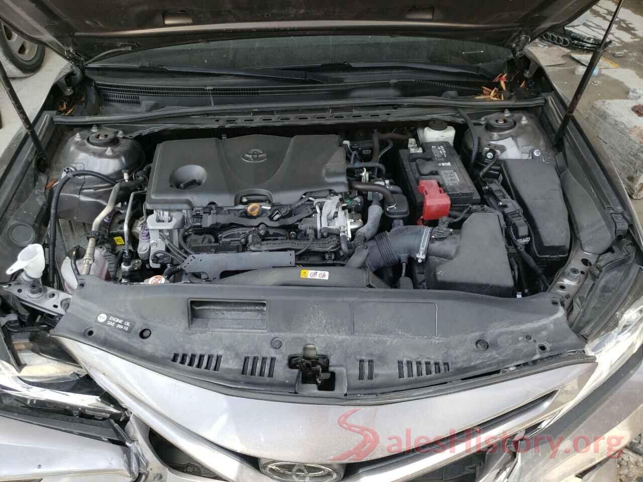 4T1B11HK8JU655689 2018 TOYOTA CAMRY