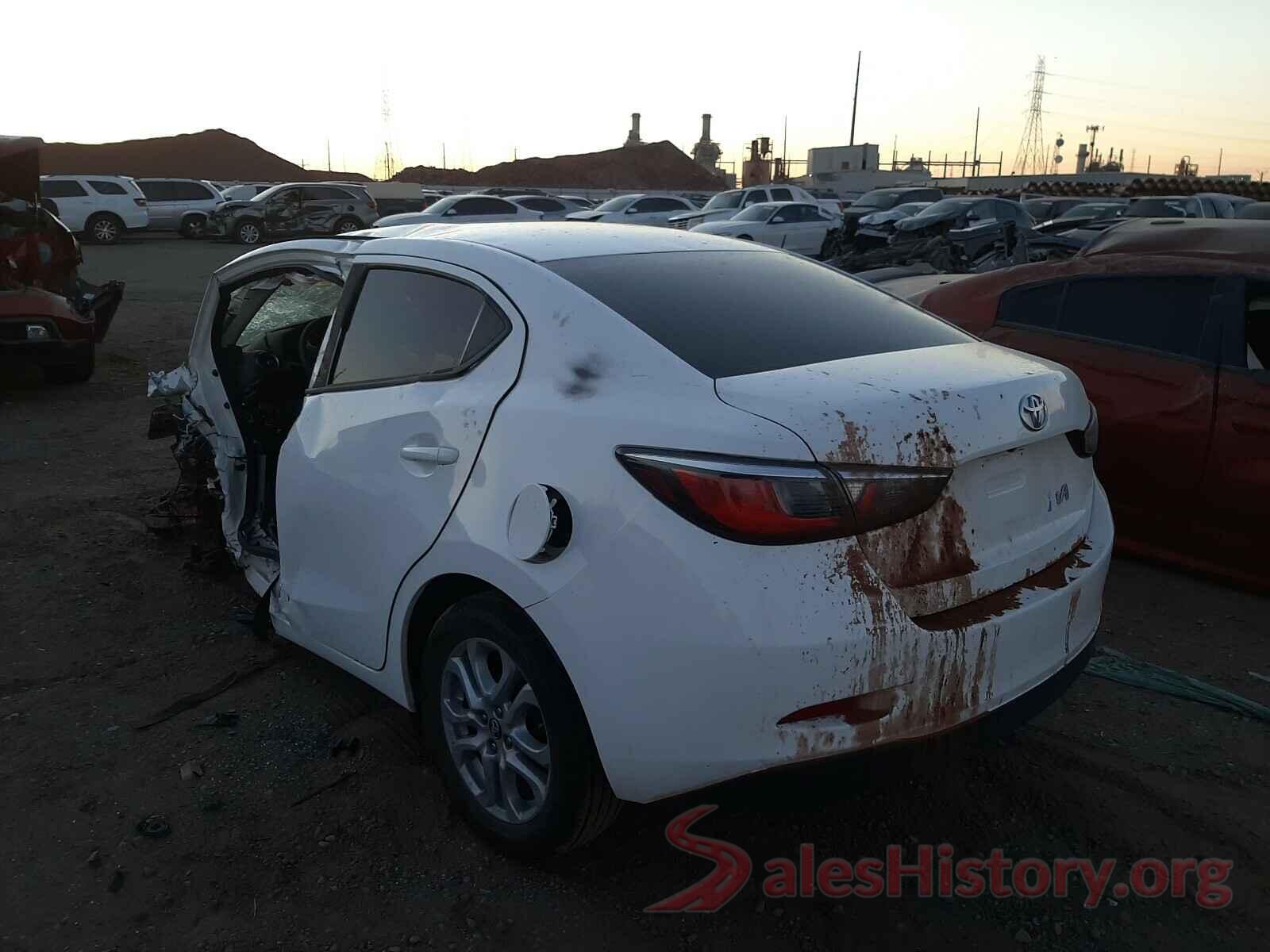 3MYDLBYV6HY190734 2017 TOYOTA YARIS