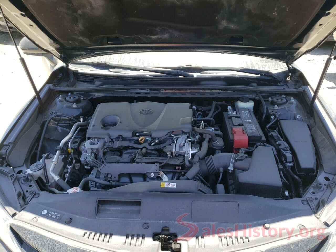 4T1B11HK0JU091813 2018 TOYOTA CAMRY