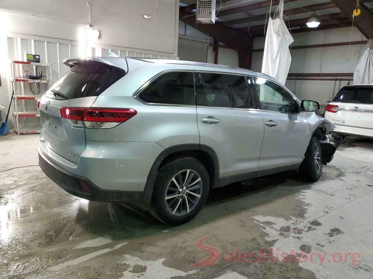 5TDJZRFH7KS582870 2019 TOYOTA HIGHLANDER