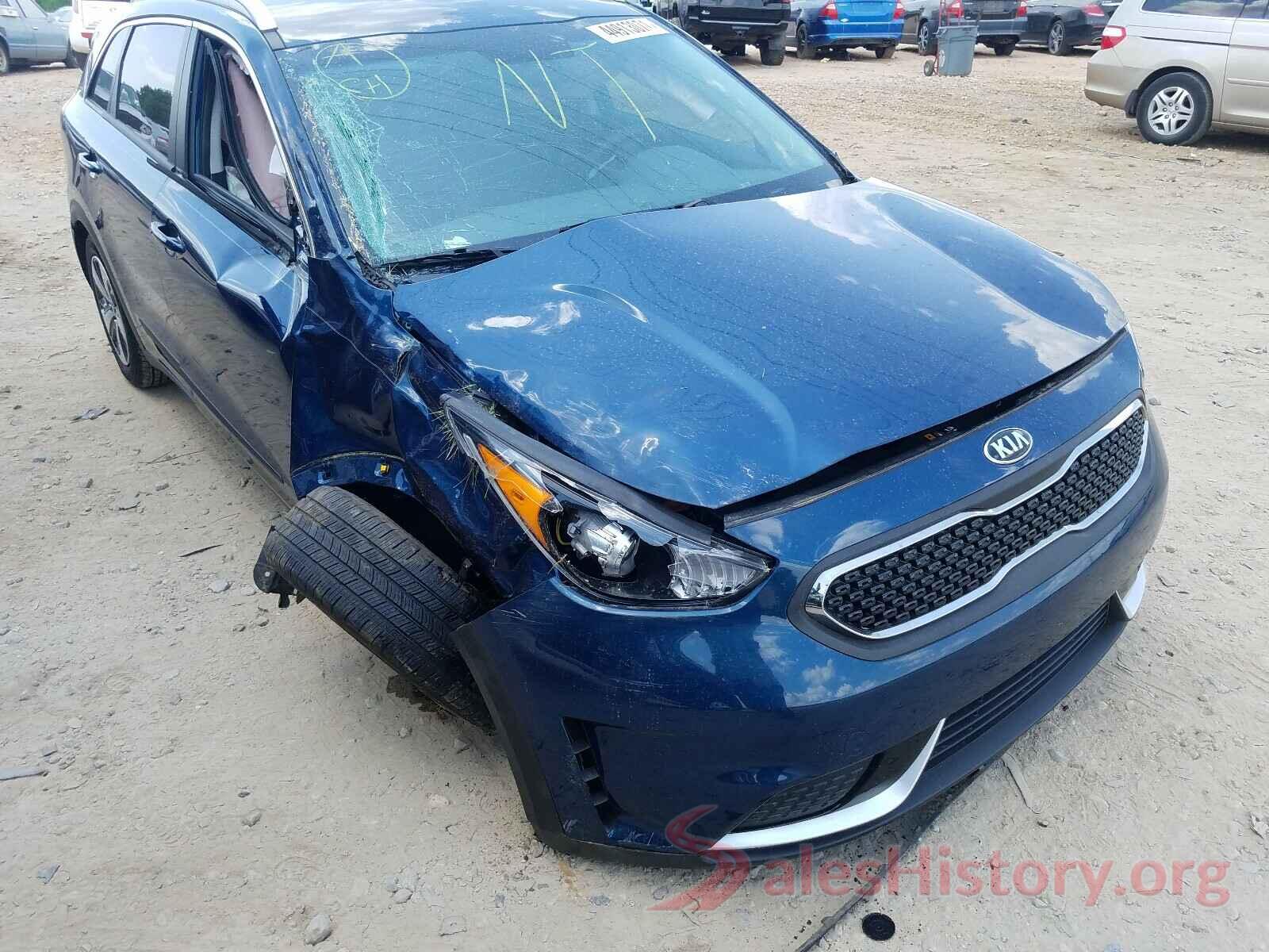 KNDCB3LC2K5334132 2019 KIA NIRO