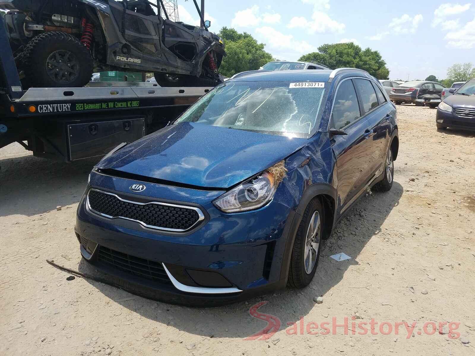 KNDCB3LC2K5334132 2019 KIA NIRO