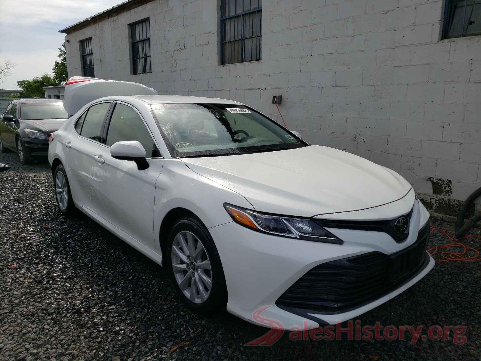 JTNB11HKXJ3019149 2018 TOYOTA CAMRY