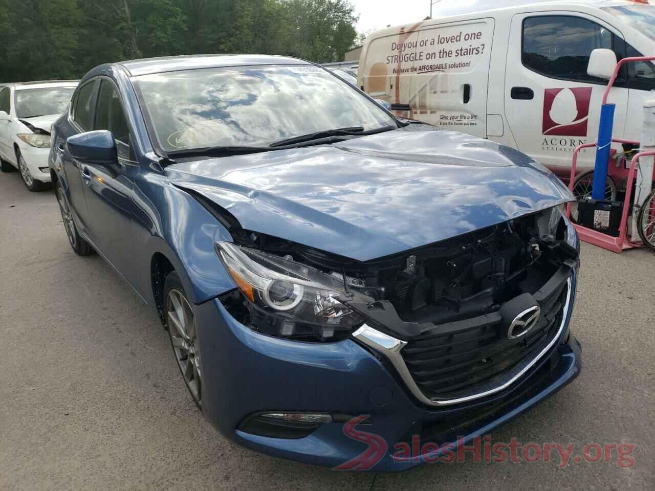 3MZBN1V31JM241855 2018 MAZDA 3