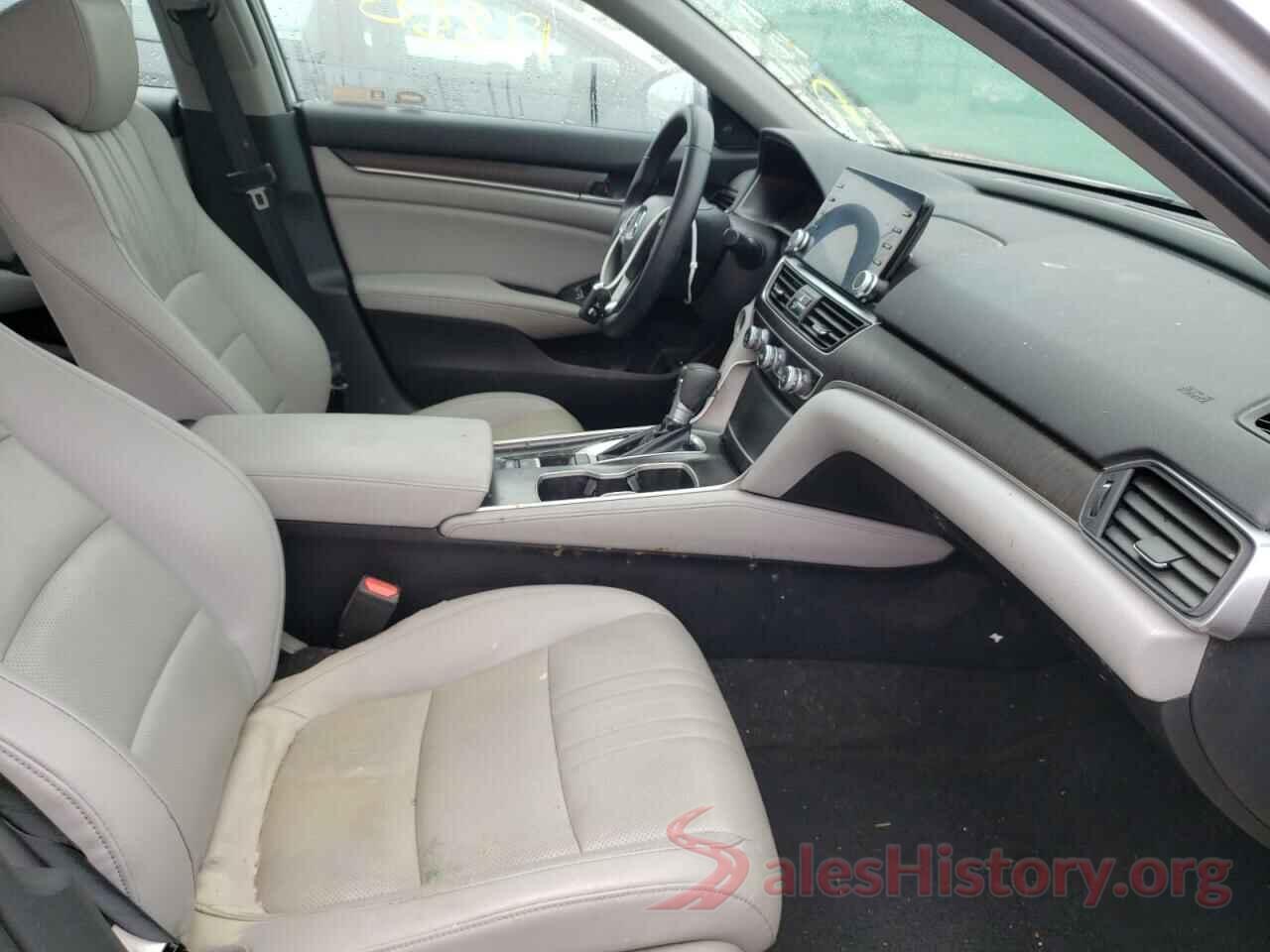 1HGCV1F52JA098288 2018 HONDA ACCORD