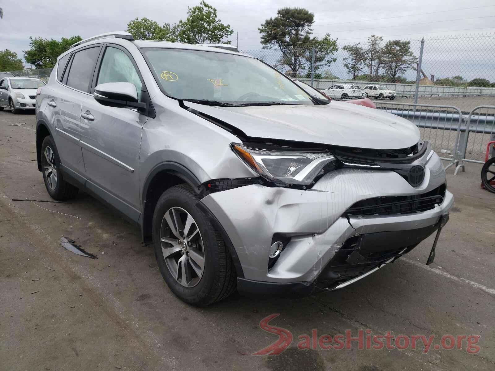 2T3RFREV6GW476077 2016 TOYOTA RAV4